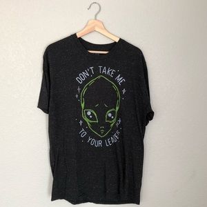 Alien Graphic Tee